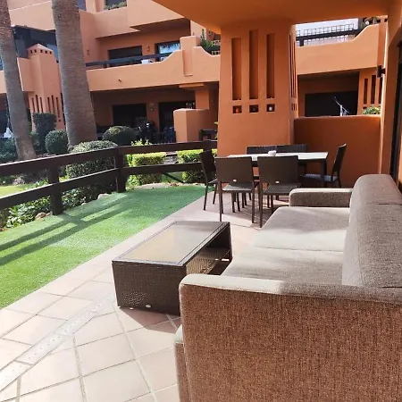 Jardines De Nueva Galera شقة إِستيبونا